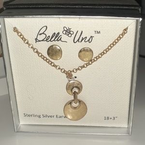Bella Uno gold color pendant necklace set
